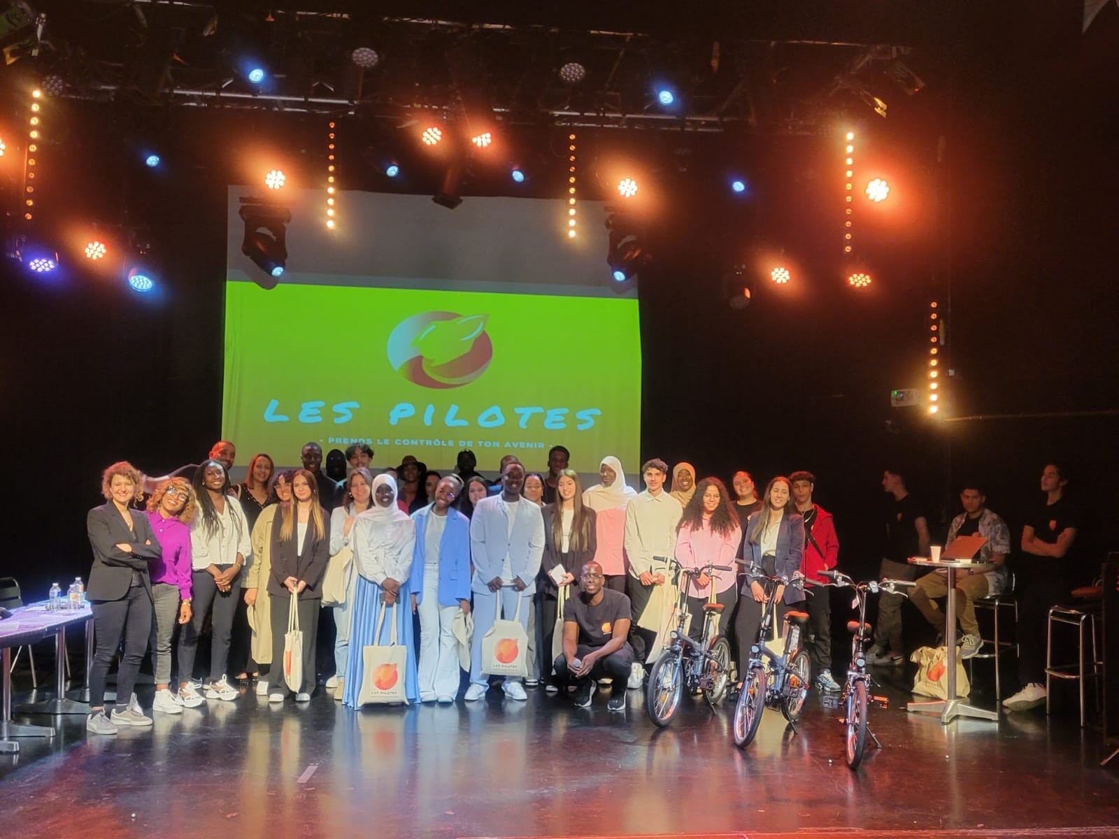 Le Pôle Léonard de Vinci signe une convention de partenariat avec l