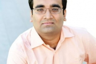 Shameek SINHA